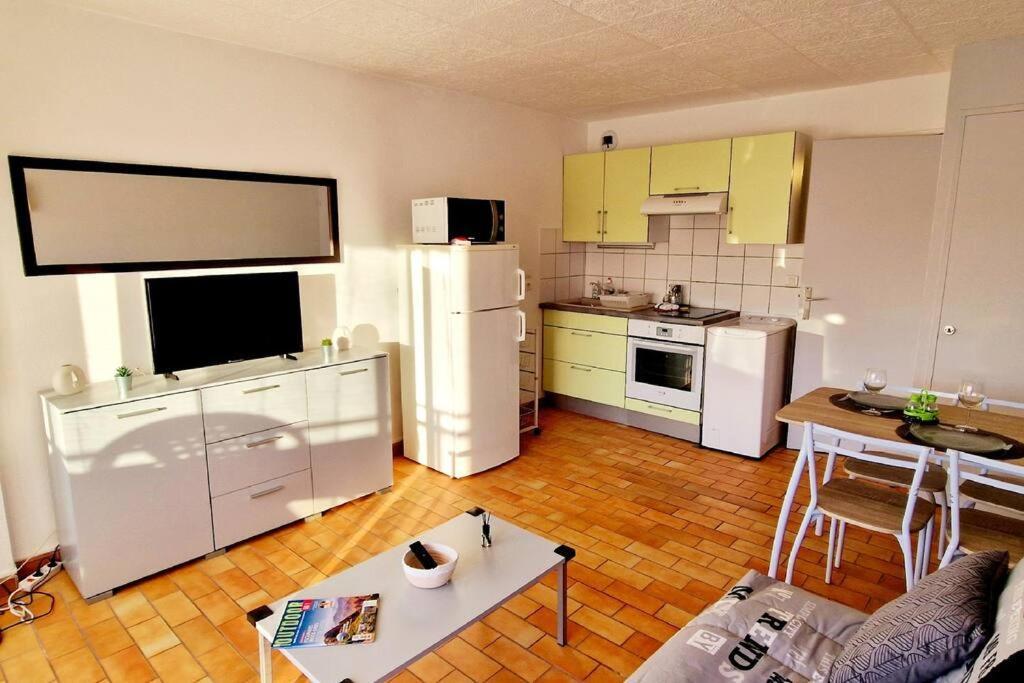 Studio Antibes Avec Piscine Экстерьер фото